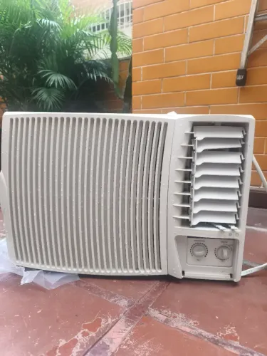 Ar condicionado Springer 10.000 BTUs 127V Funcionando Perfeitamente