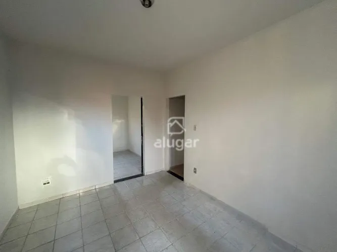Casa para alugar, 2 quartos, 1 vaga, Sagrada Família - Montes Claros/MG - R$ 1.200,00 - Al