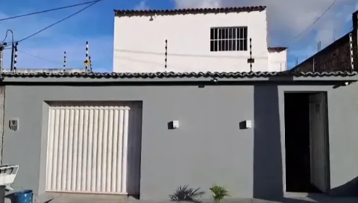Vende-se casa em Vila Neves-PE