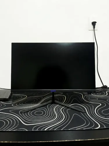 Monitor Gamer 23.8" FHD 100Hz 1ms (Estado Perfeito)