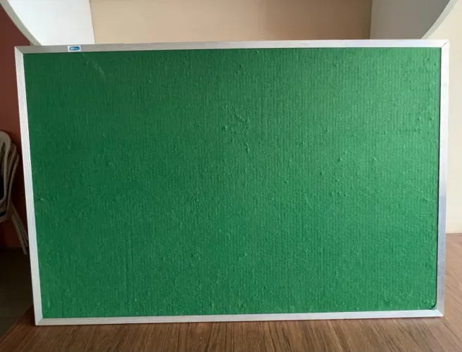 Quadro de avisos 0,90x0,60