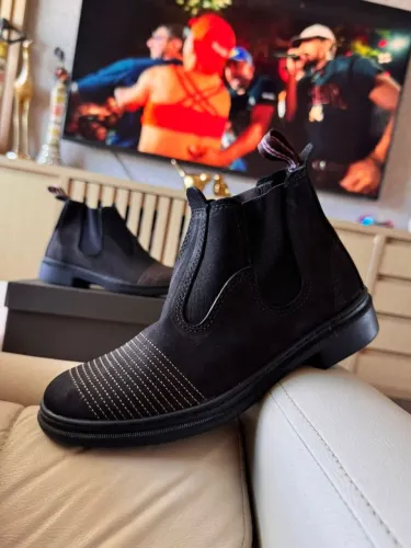 Botas Disponíveis do 37 ao 44