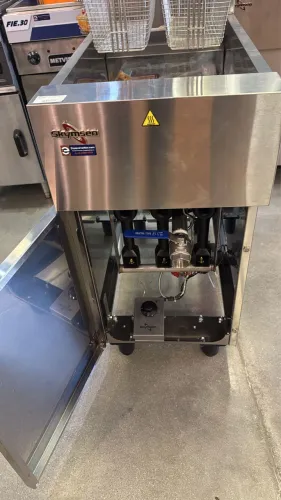 Fritadeira Industrial Gás zona fria óleo 2 cestos 90000btus nova 