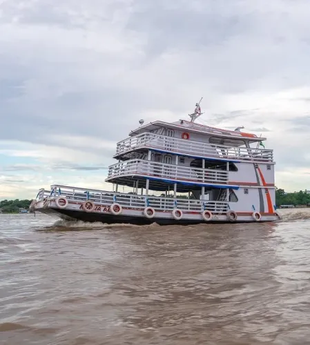 Ferry Boat no parcelamento 