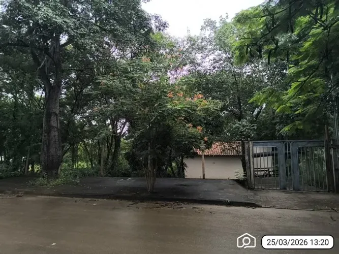 Terreno de 1125m² com contrução
