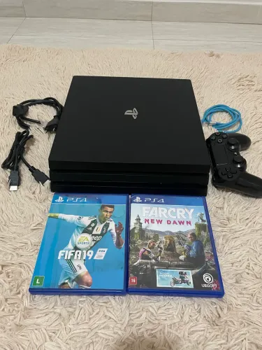 PS4 PRO 1tb com 2 jogos 1 controle original