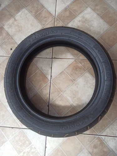 Vendo pneu maggion 140/70-17