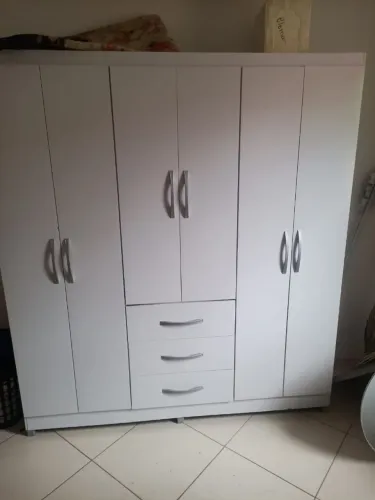 Vendo móveis semi novos urgente motivo de mudança!!