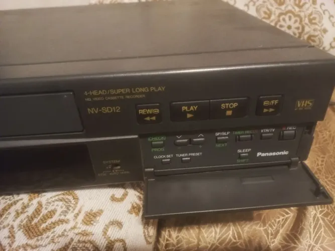 Vídeo cassete panasonic estava funcionando perfeitamente agora não liga