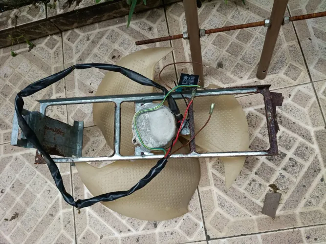 hélice de ventilador condensador funcionando perfeitamente