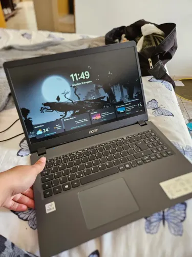 Notebook Acer i3 seminovo