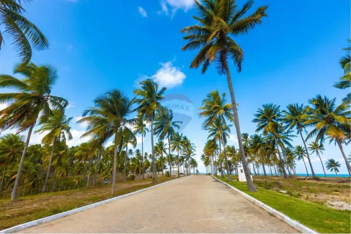 Terreno á venda no condomínio Terra Vista em Jequia da praia