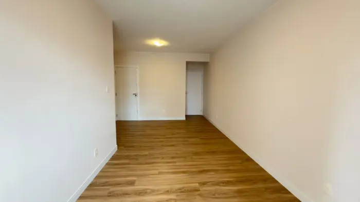 Apartamento com 3 dormitórios para alugar, 105 m² por R$ 5.880,00/mês - Centro - Florianóp