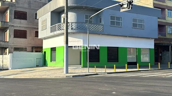 Locação de Loja em CANOAS-RS, bairro CENTRO e 210m² Área Terreno Locação de Loja em CANOAS