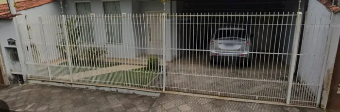 Vendo grade de casa barra chata 11m (com portão)
