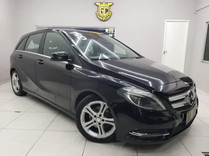 Mercedes-Benz Classe B 200 2.0 Turbo 193cv Aut. 2015
