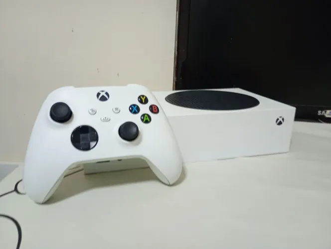 Xbox Series S 512GB Impecável + Controle Original