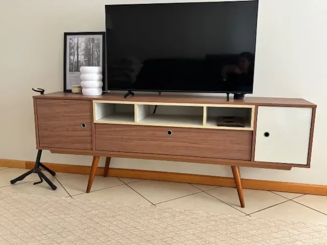 Rack tv