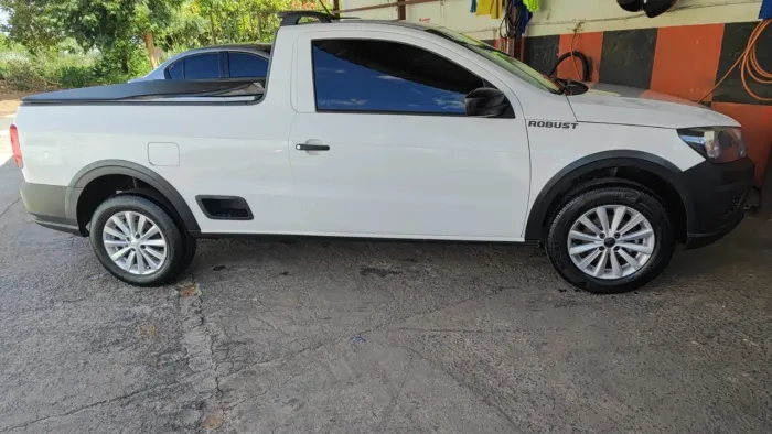 Volkswagen Saveiro Robust 1.6 Total Flex 8V 2017