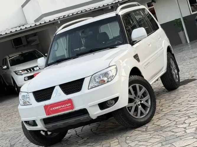 Mitsubishi Pajero TR4 2.0 Flex 16V 4X2 Aut. 2013