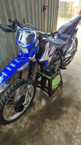 Moto TTR 230. Super conservada.