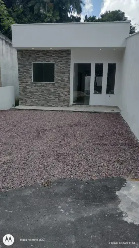 VENDE-SE E/OU ALUGA-SE CASA NO BAIRRO DA PAZ