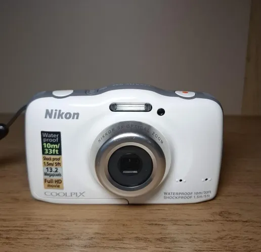 Câmera digital Nikon Coolpix prova d'água