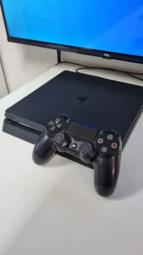 PS4 - PlayStation 4 Slim 1tb GoldHen Lotado de jogos - 3 meses de Garantia