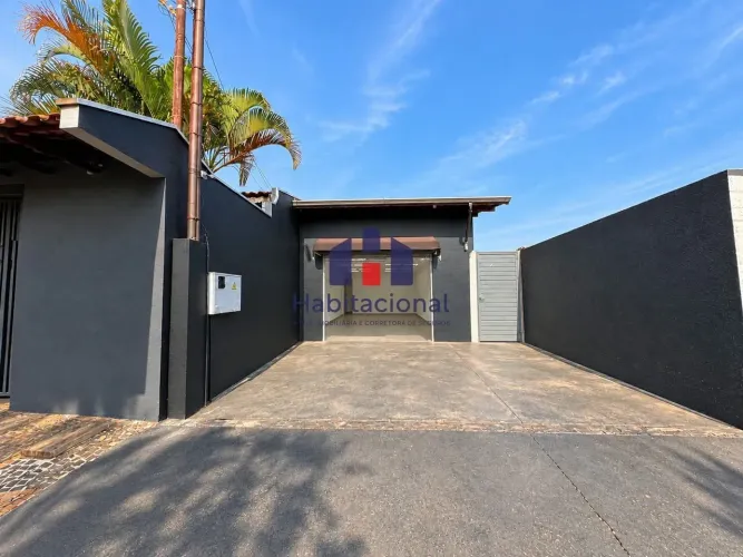 BARRACÃO À VENDA EXCELENTE PONTO COMERCIAL