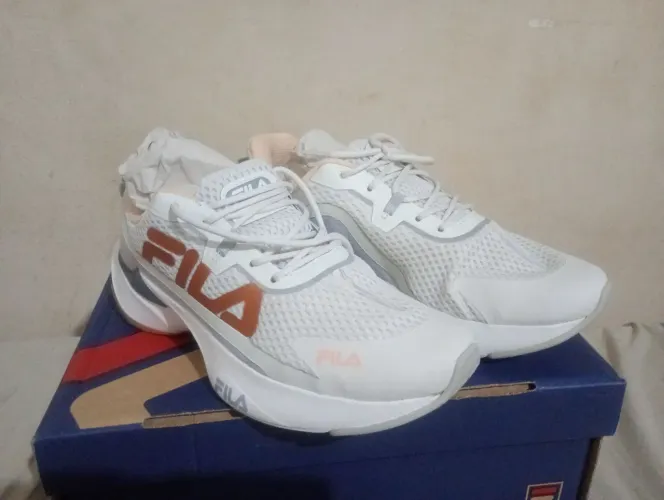 Tênis Fila feminino N° 34