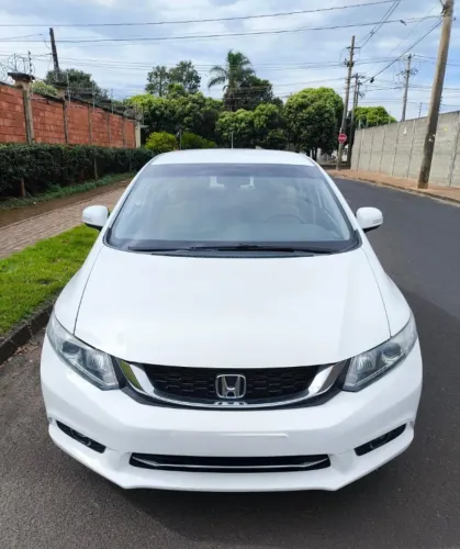 Honda Civic Sedan LXR 2.0 Flexone 16V Aut. 4P 2016