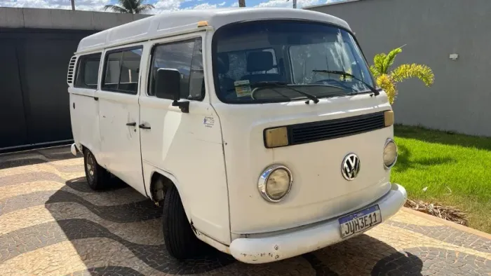 Volkswagen Kombi Standard/ Luxo/ Serie Prata 2003