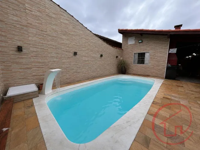 Casa em Ipiranguinha com piscina