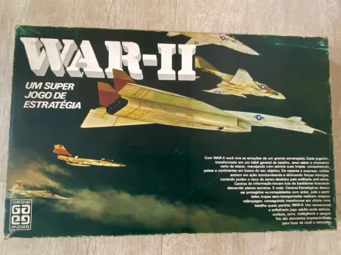 JOGO DE TABULEIRO WAR II - edição dos anos 80 (colecionável)
