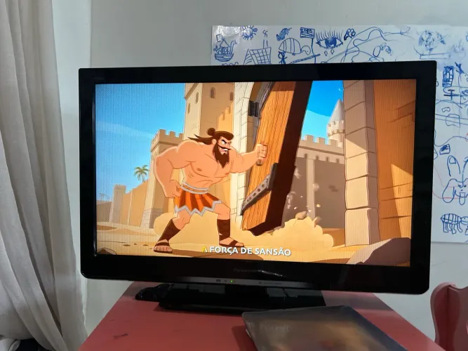 TV Panasonic 32" TC-L32U30B - Imagem Perfeita