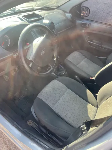 Ford Fiesta Sed. 1.6 8V Flex 4P 2012