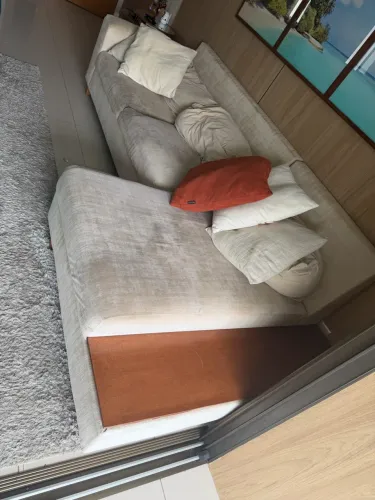 Sofá Jacauna usado
