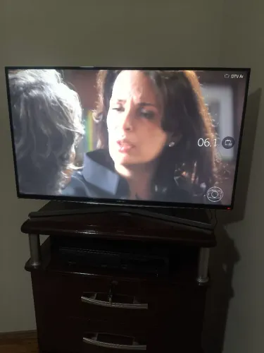 Vende-se smartv 40''