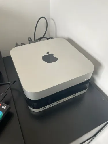 Mac Mini M1 8gb 512gb e acessórios