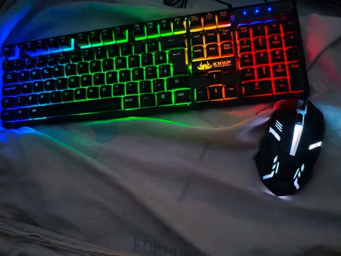 Kit Gamer Teclado Mecânico + Mouse RGB - Novos