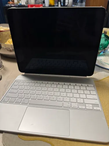 iPad Pro 13 polegadas completo