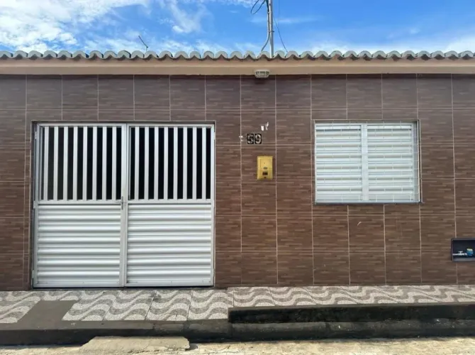 - Casa na Janaína