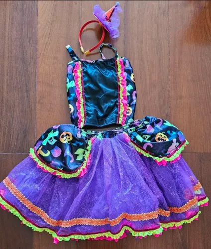 Fantasia Luxo Bruxinha Feliz