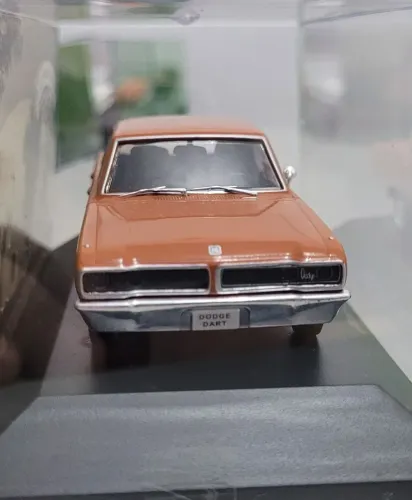 Miniatura Carros Inesqueciveis do Brasil Dodge Dart 1975