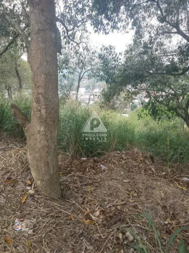 Terreno de 450 m² em Bacaxá (Saquarema)  Residencial/Comercial, Financia
