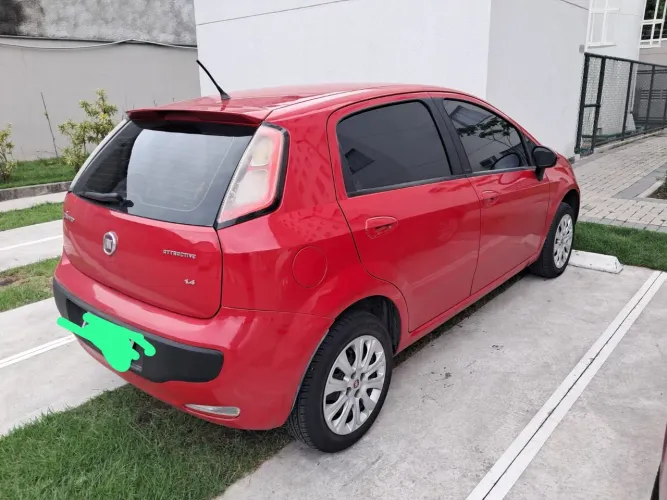 Fiat Punto Attractive 1.4 Fire Flex 8V 5P 2013