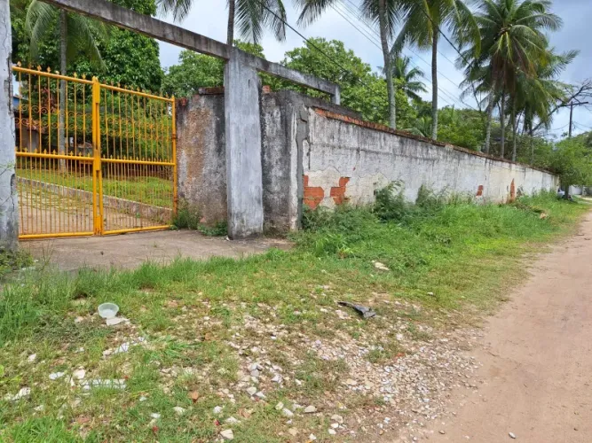 Sitio em Ipitanga