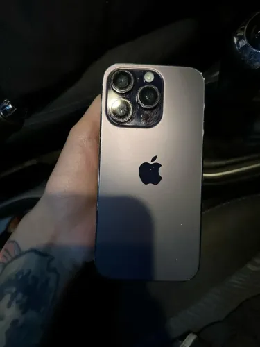 Iphone 14 Pro roxo