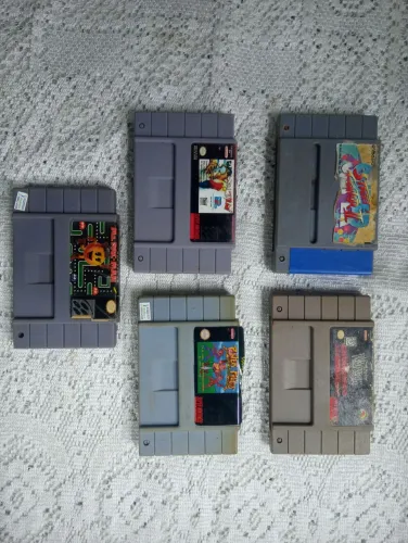 5 cartuchos da Nintendo