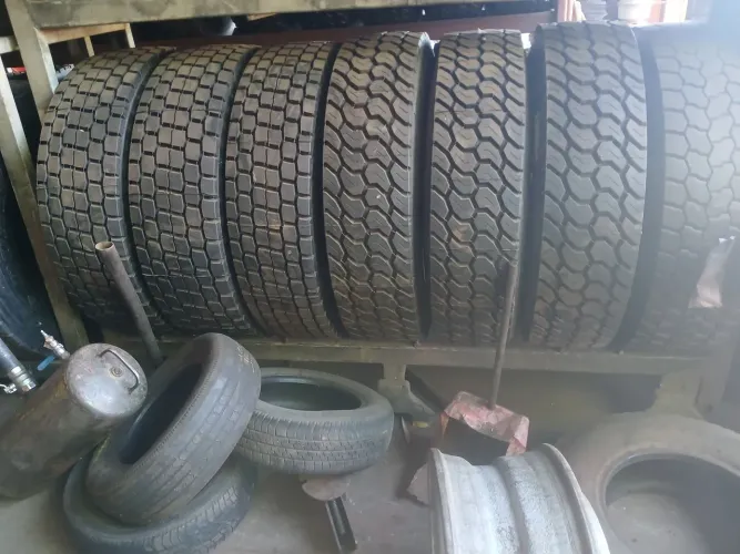 Pneus novos e usados 